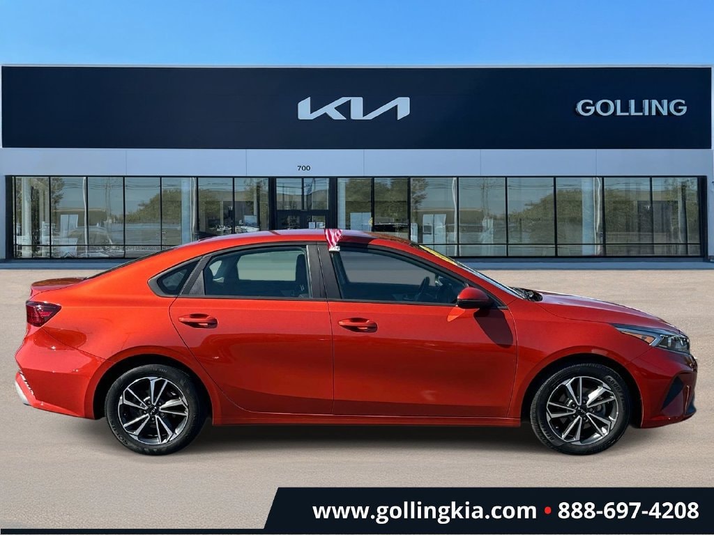 Certified 2023 Kia Forte LXS with VIN 3KPF24AD5PE542080 for sale in Madison Heights, MI