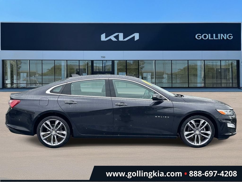 Used 2022 Chevrolet Malibu Premier Sedan
