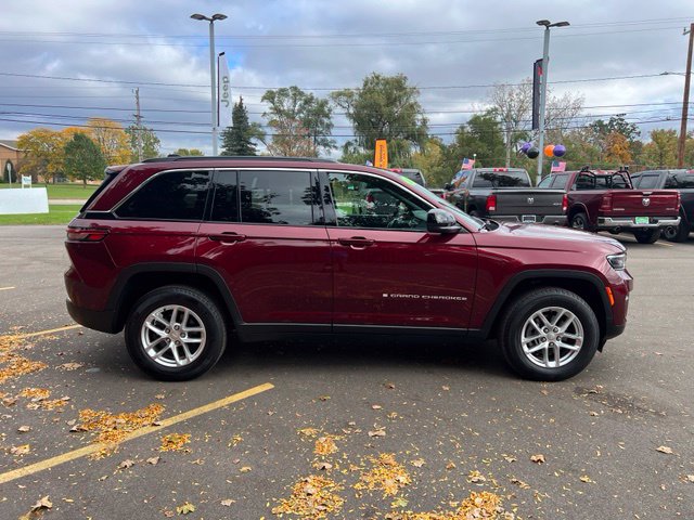 Certified 2025 Jeep Grand Cherokee Laredo X SUV