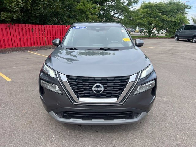 Certified 2023 Nissan Rogue SV with VIN 5N1BT3BB3PC809335 for sale in Bloomfield Township, MI