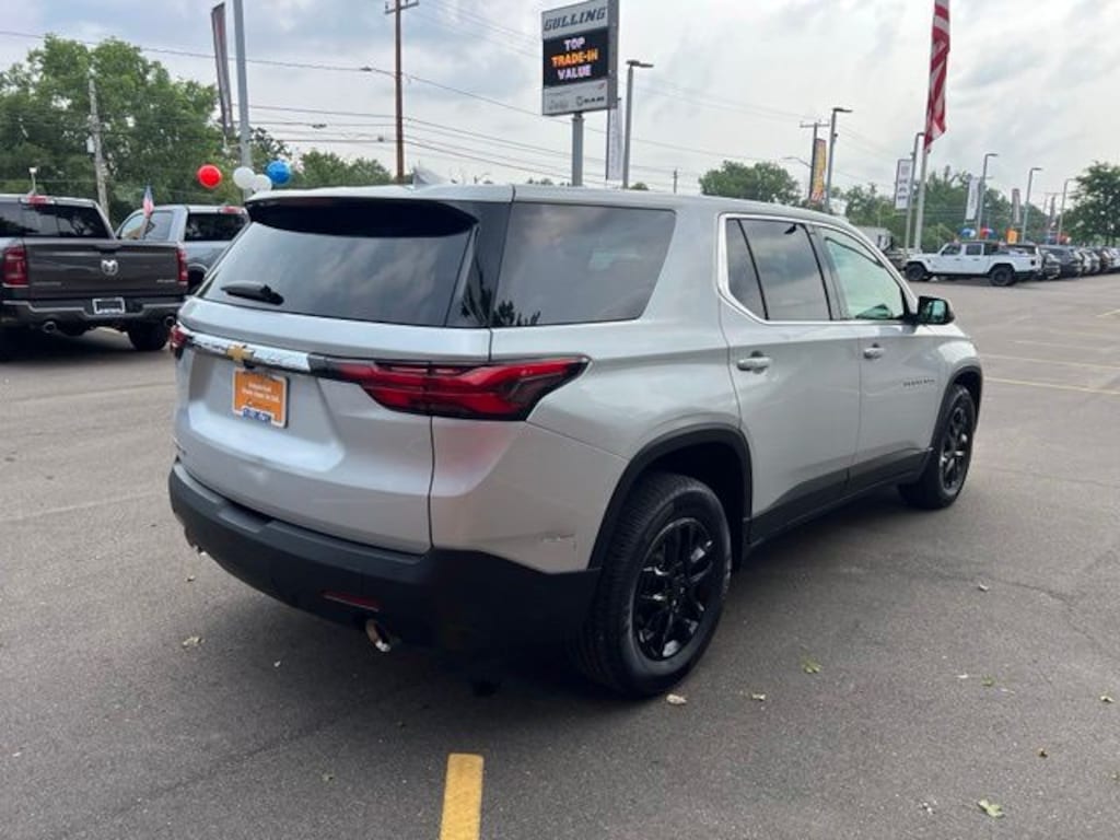 Certified 2022 Chevrolet Traverse LS SUV