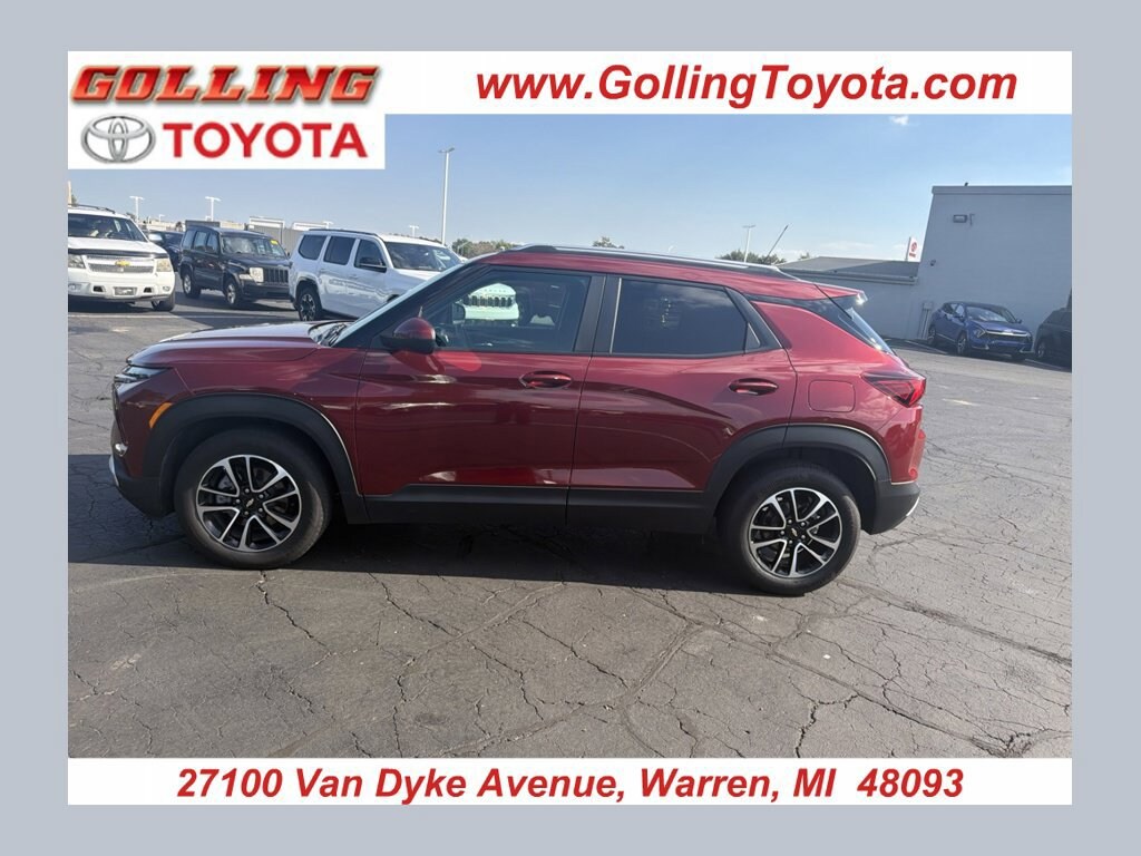Used 2025 Chevrolet Trailblazer LT Sport Utility
