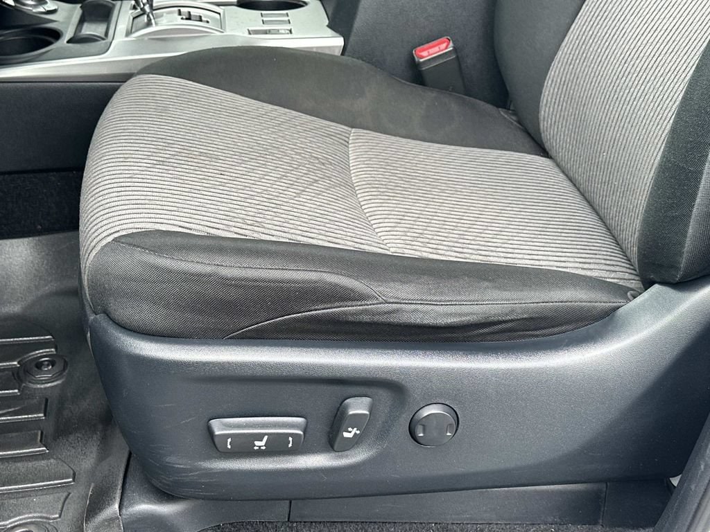 2021 Toyota 4Runner SR5 - Photo 17