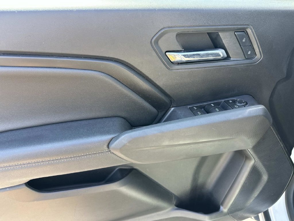 2023 Chevrolet Colorado LT - Photo 15