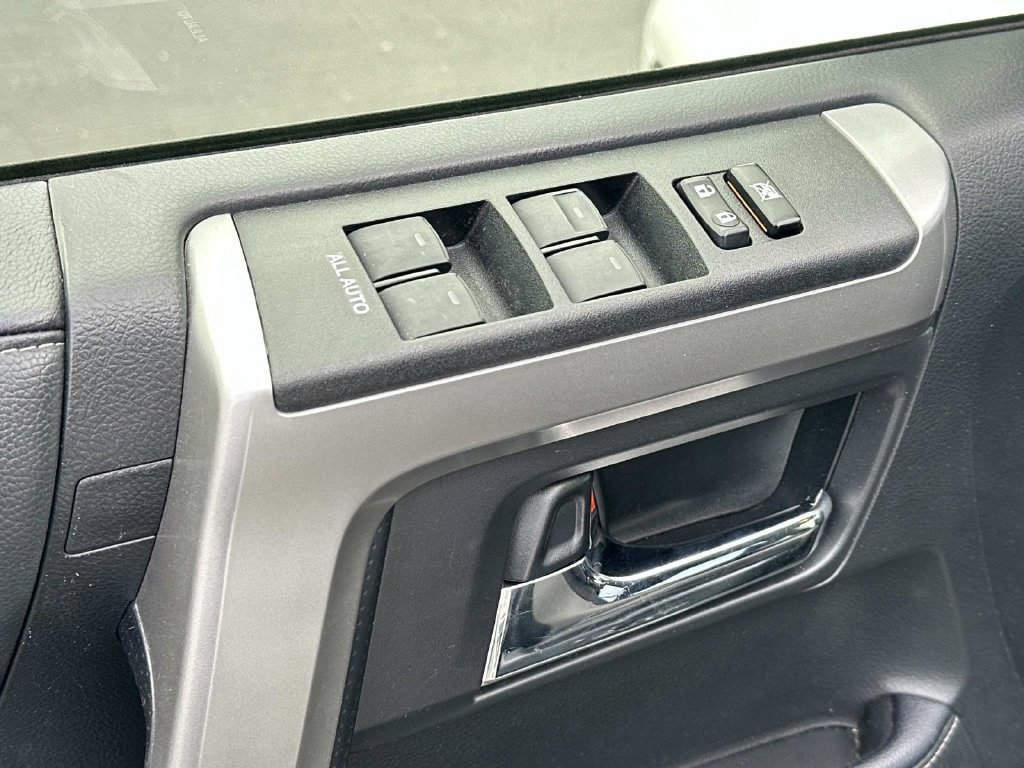 2021 Toyota 4Runner SR5 - Photo 16