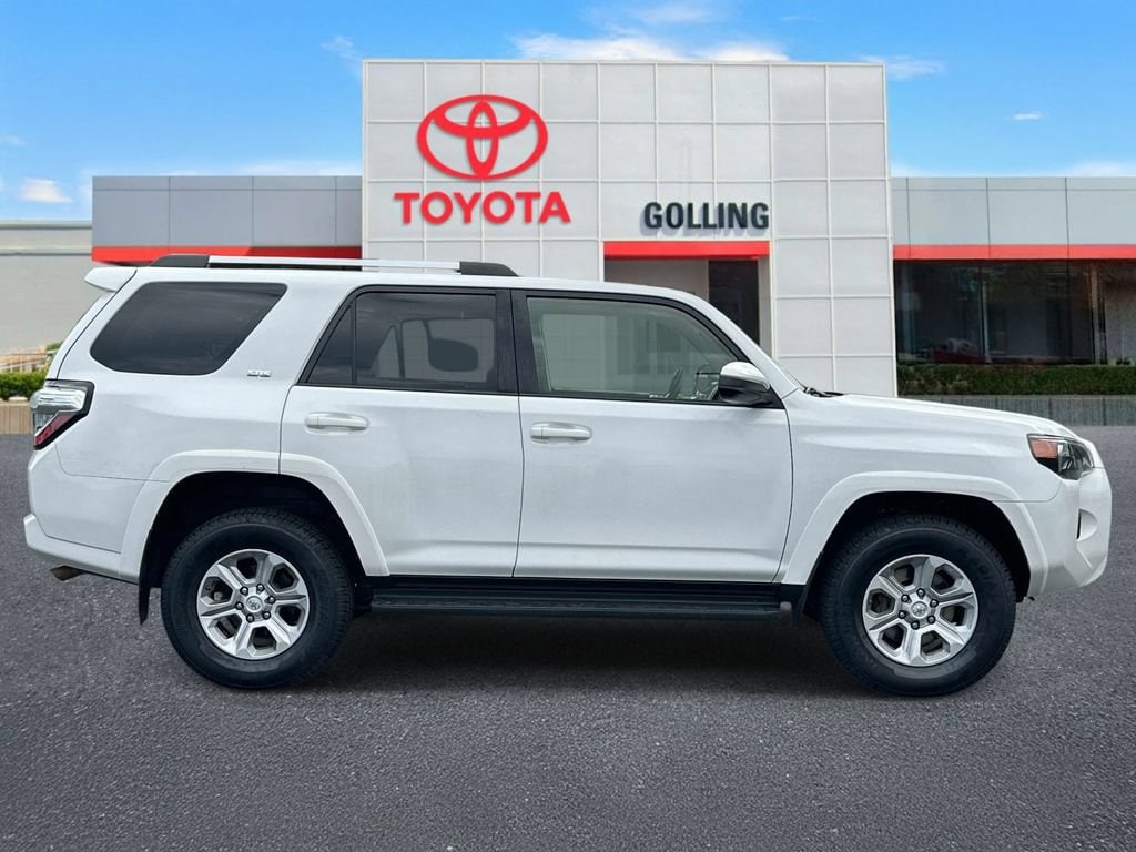 2021 Toyota 4Runner SR5 - Photo 6