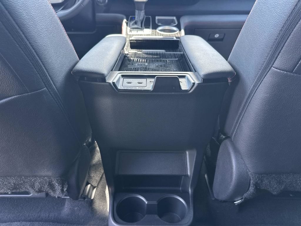 2025 Toyota Sienna XSE - Photo 15