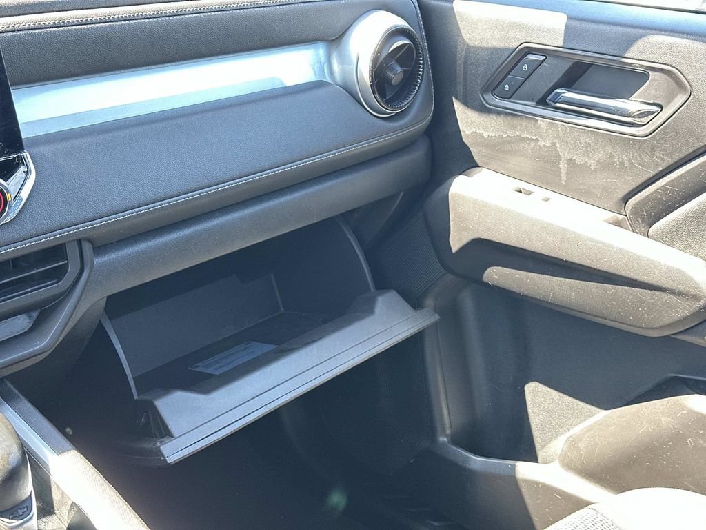 2023 Chevrolet Colorado LT - Photo 32