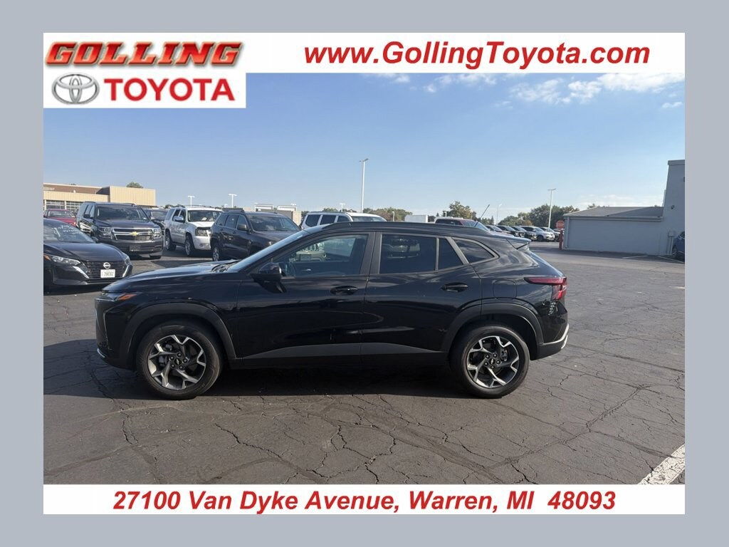 Used 2025 Chevrolet Trax LT Sport Utility