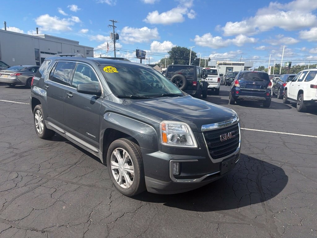 Used 2017 GMC Terrain SLE-2 Sport Utility