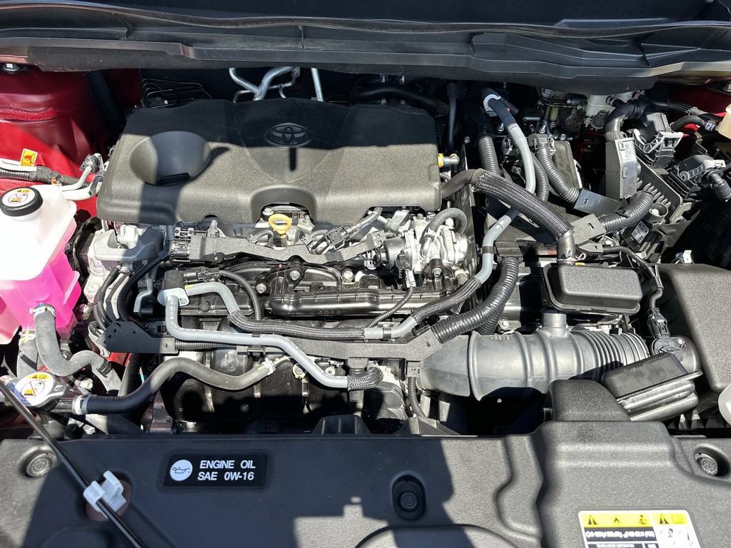 2025 Toyota Sienna XSE - Photo 11