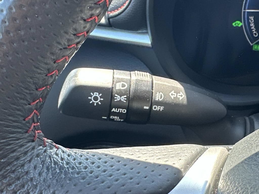 2025 Toyota Sienna XSE - Photo 26