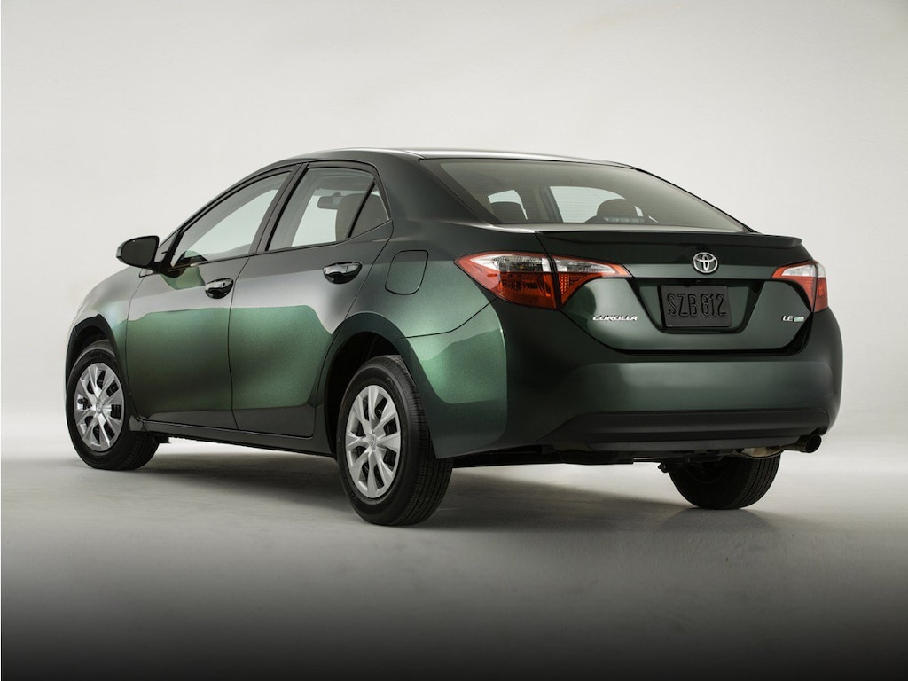 Used 2015 Toyota Corolla LE Sedan