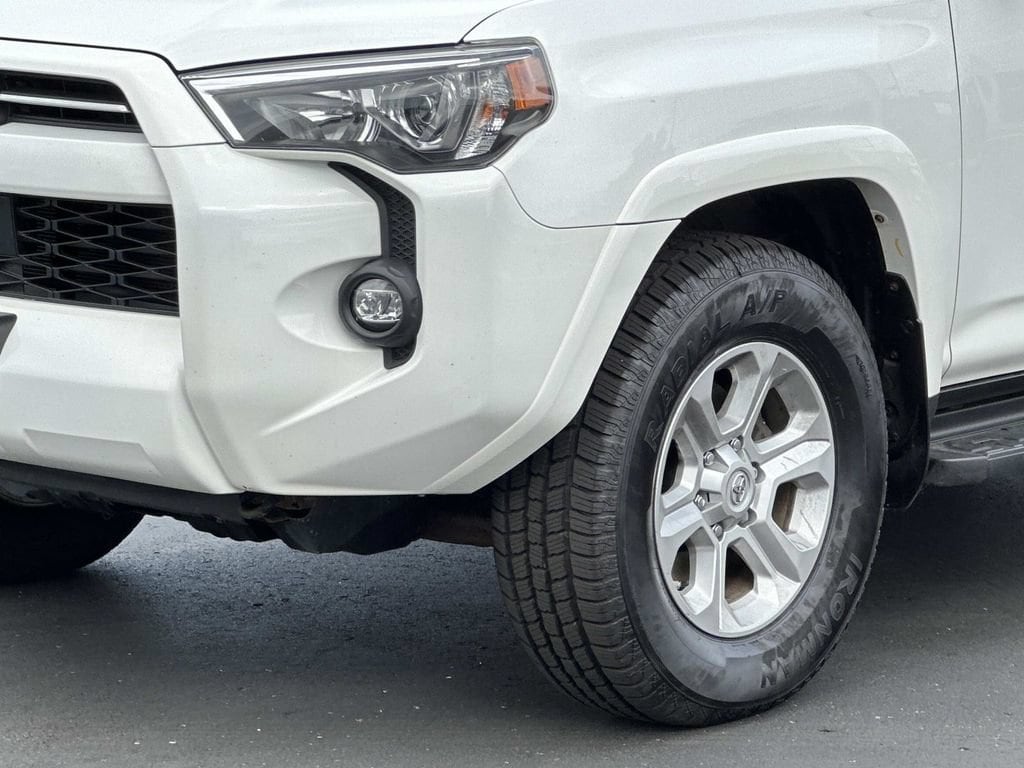 2021 Toyota 4Runner SR5 - Photo 8