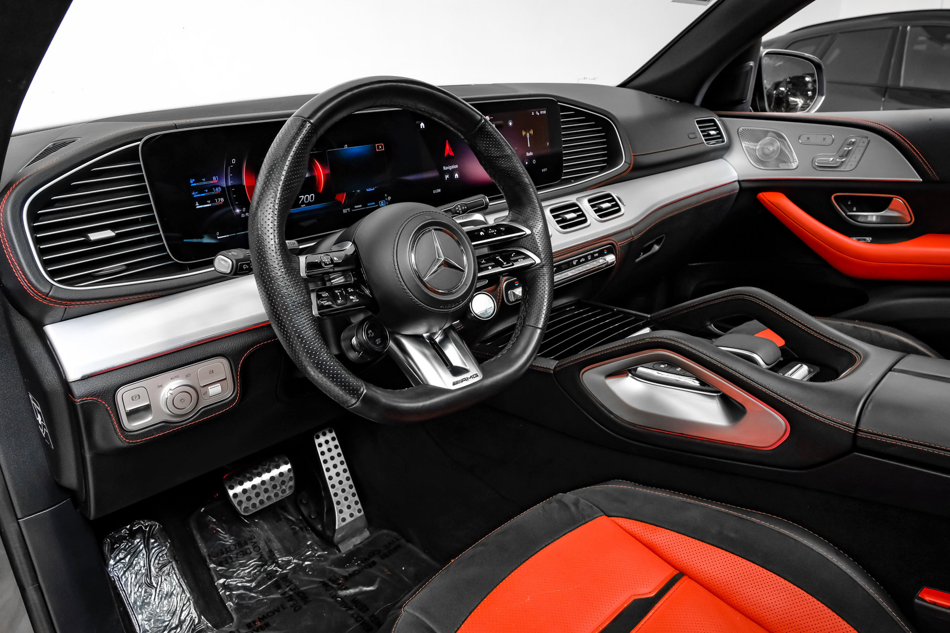 Used 2024 Mercedes-Benz GLE 4MATIC Driver Assistance Package/PARKTRONIC with Active Parking Assist/22" AMG Multi-Spoke Wheels/AMG Classic Red/Black Nappa Leather/ Coupe