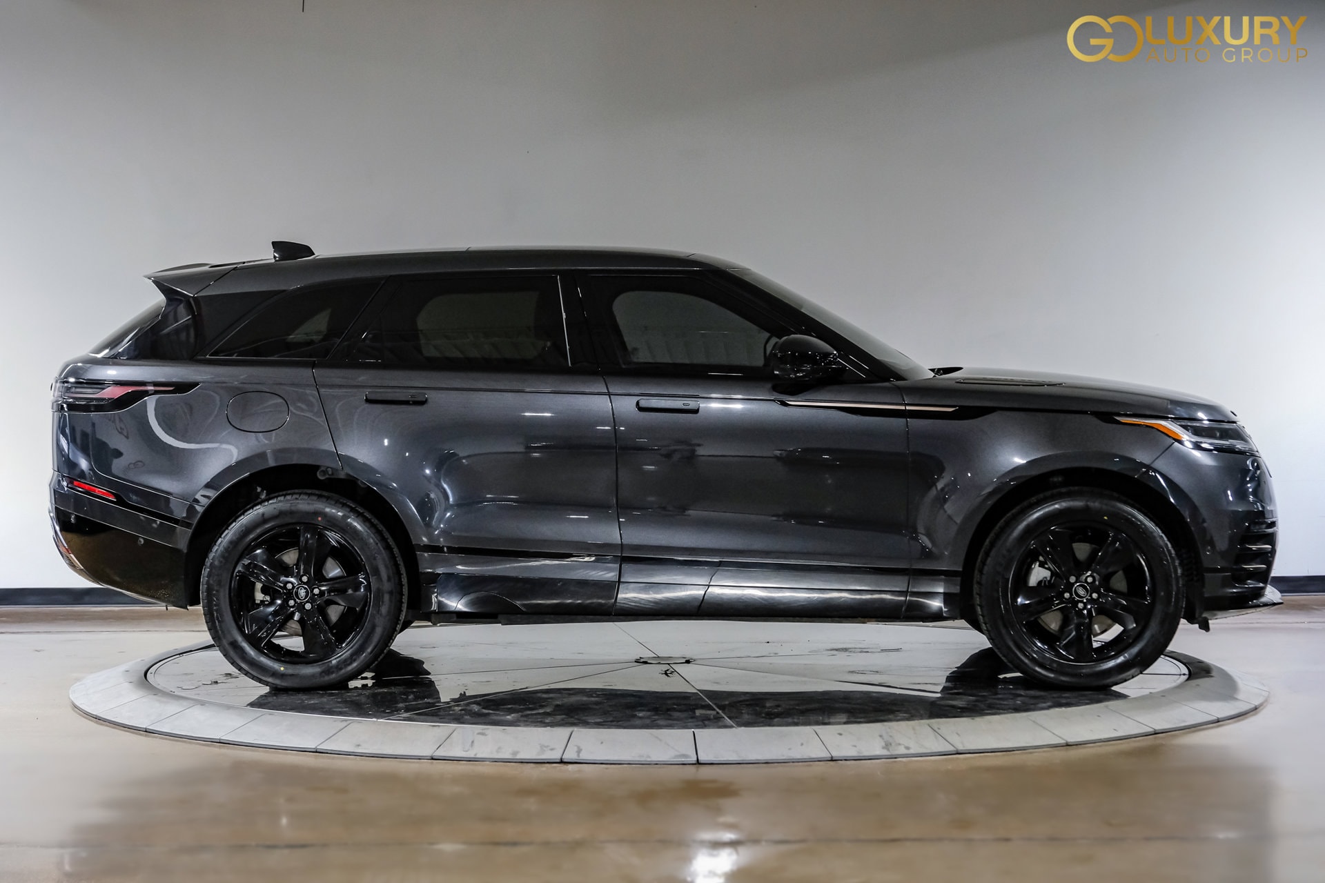 2024 Land Rover Range Rover Velar Dynamic SE - Photo 9