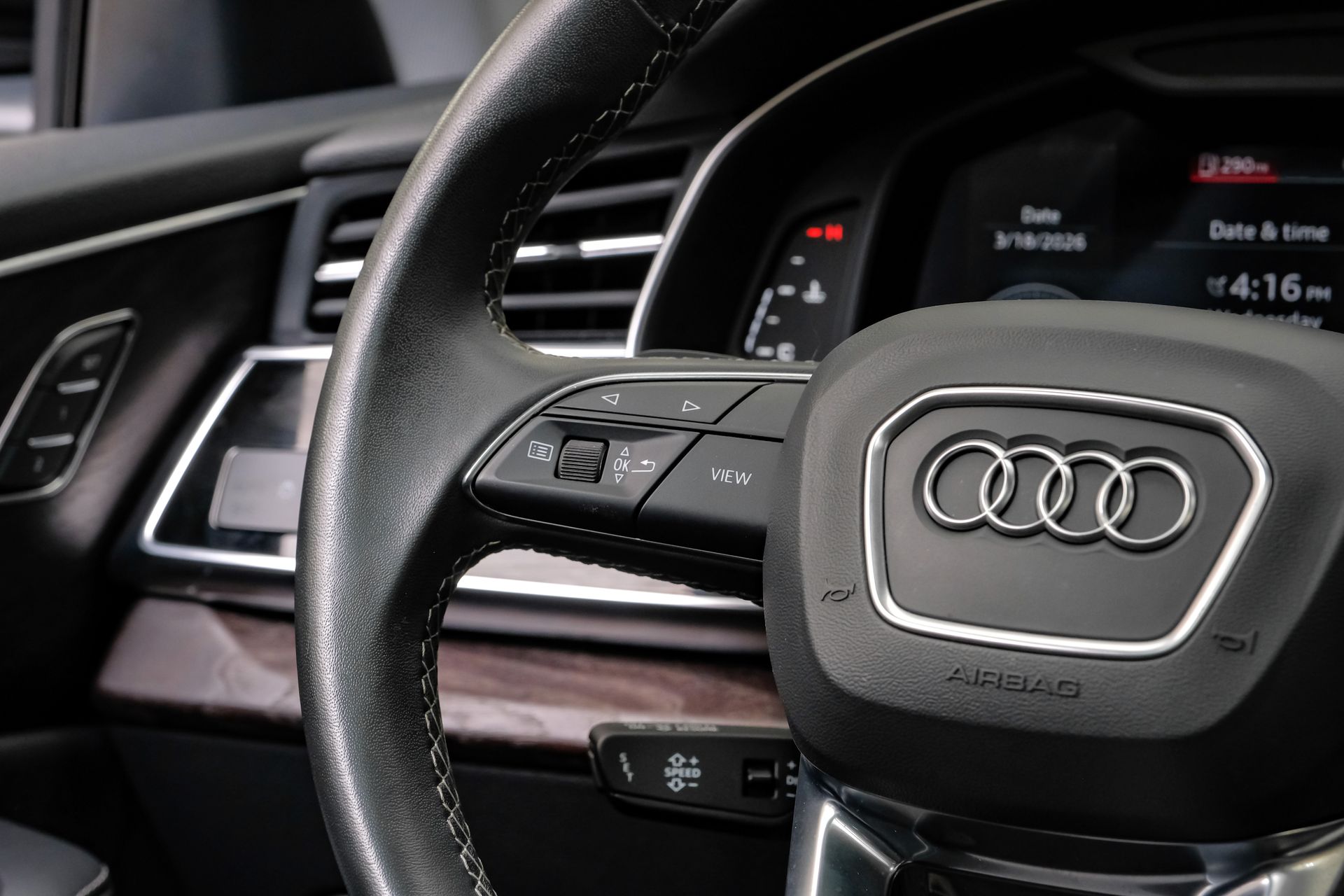 2023 Audi Q8 Premium Plus - Photo 21