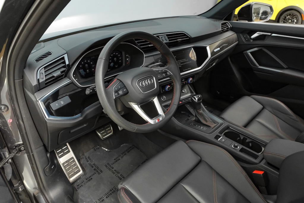 Used 2025 Audi Q3 45 S line Premium Plus/Black Optic Plus Package/20'' Wheels SUV