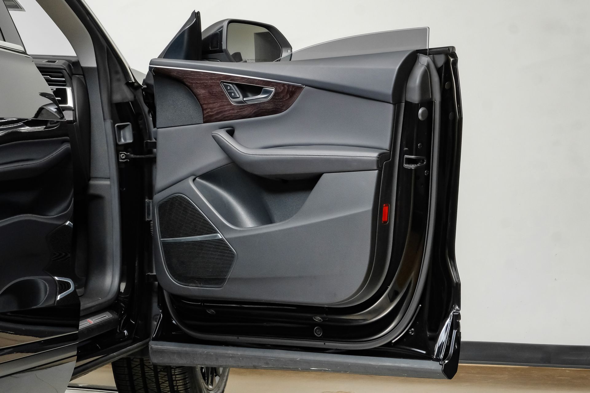 2023 Audi Q8 Premium Plus - Photo 47