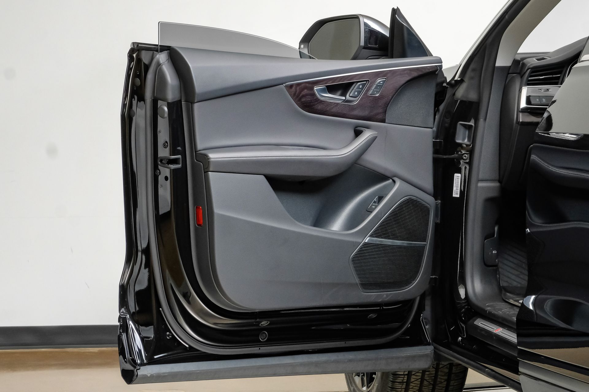2023 Audi Q8 Premium Plus - Photo 45