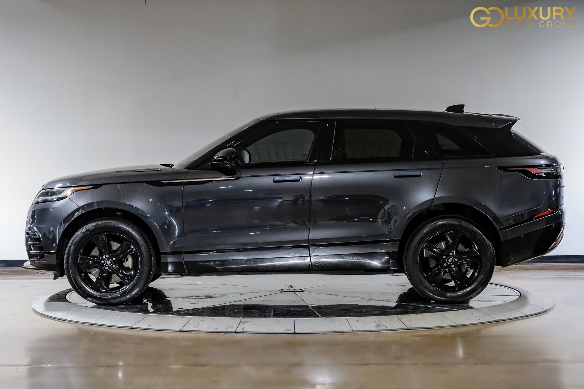 2024 Land Rover Range Rover Velar Dynamic SE - Photo 13