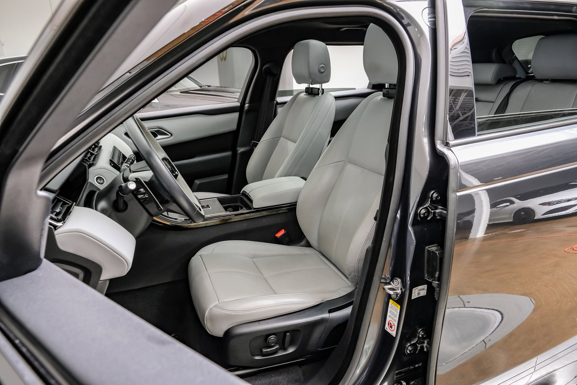 2024 Land Rover Range Rover Velar Dynamic SE - Photo 34