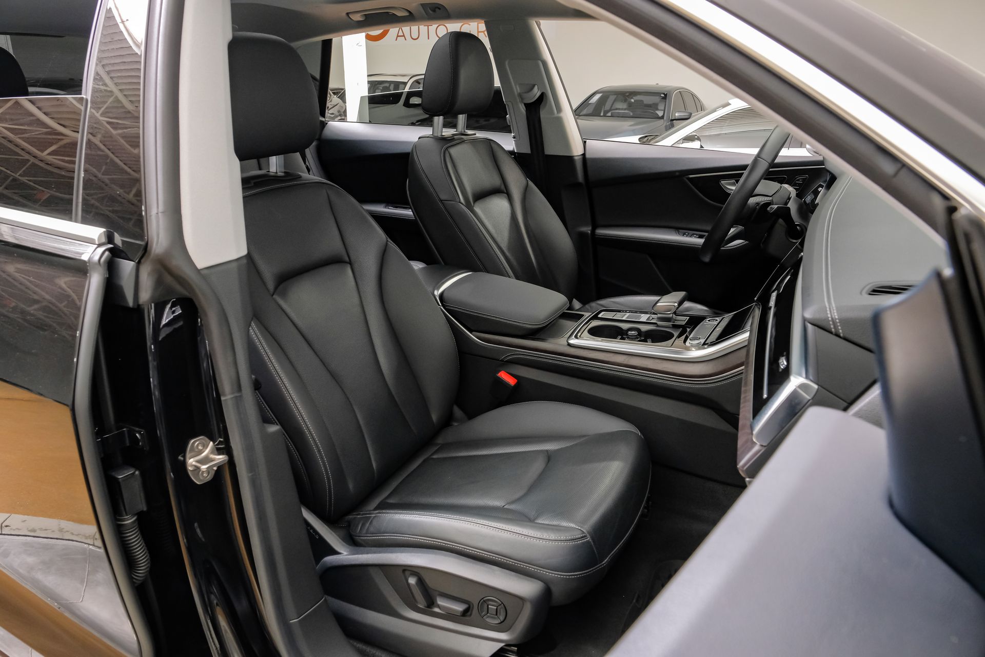 2023 Audi Q8 Premium Plus - Photo 37
