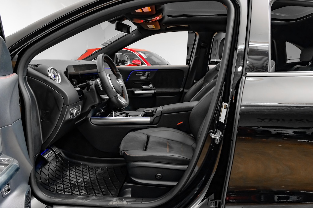 Used 2023 Mercedes-Benz GLA 250 AMG Line Package/Night Package/Premium Package/Burmester® Surround Sound System/19" AMG Twin 5-Spoke Wheels w/ Black Accents SUV