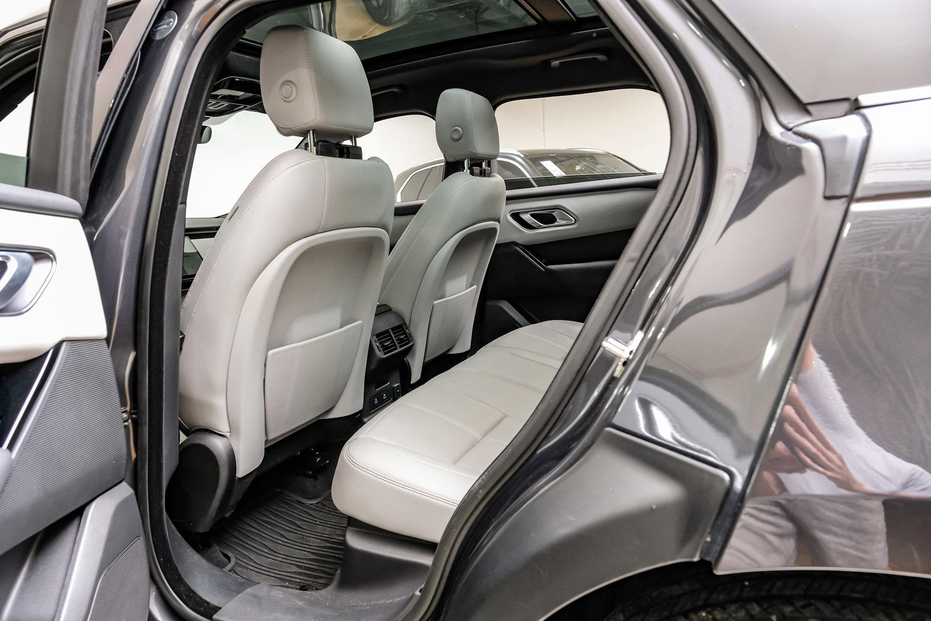 2024 Land Rover Range Rover Velar Dynamic SE - Photo 40