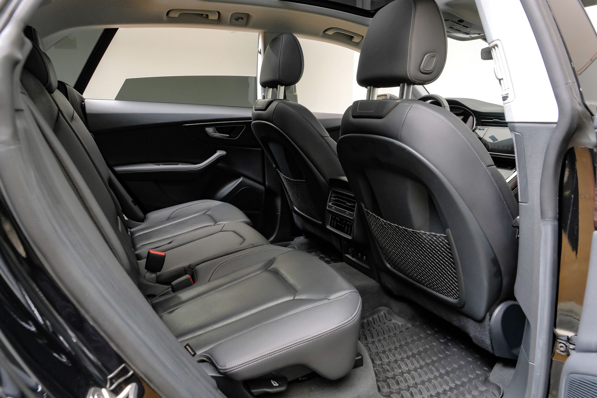 2023 Audi Q8 Premium Plus - Photo 39