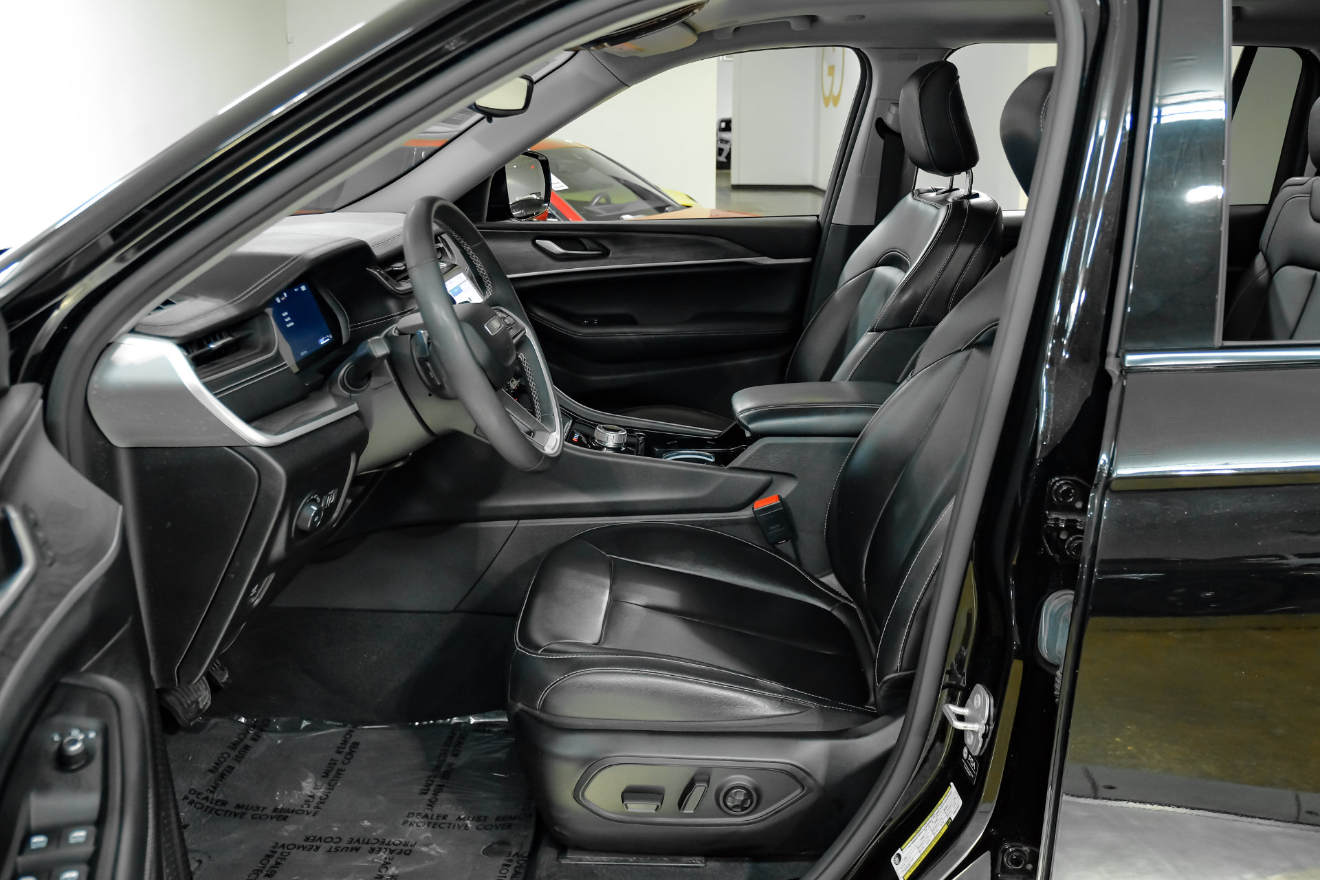 Used 2023 Jeep Grand Cherokee L Limited SUV