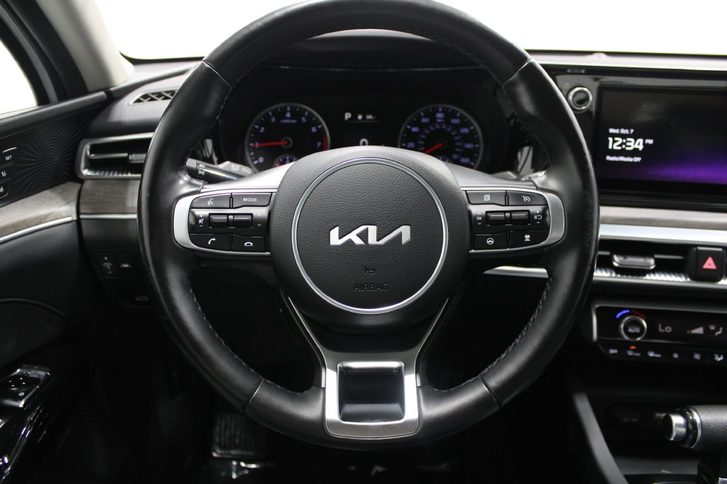 2022 Kia K5 EX - Photo 25
