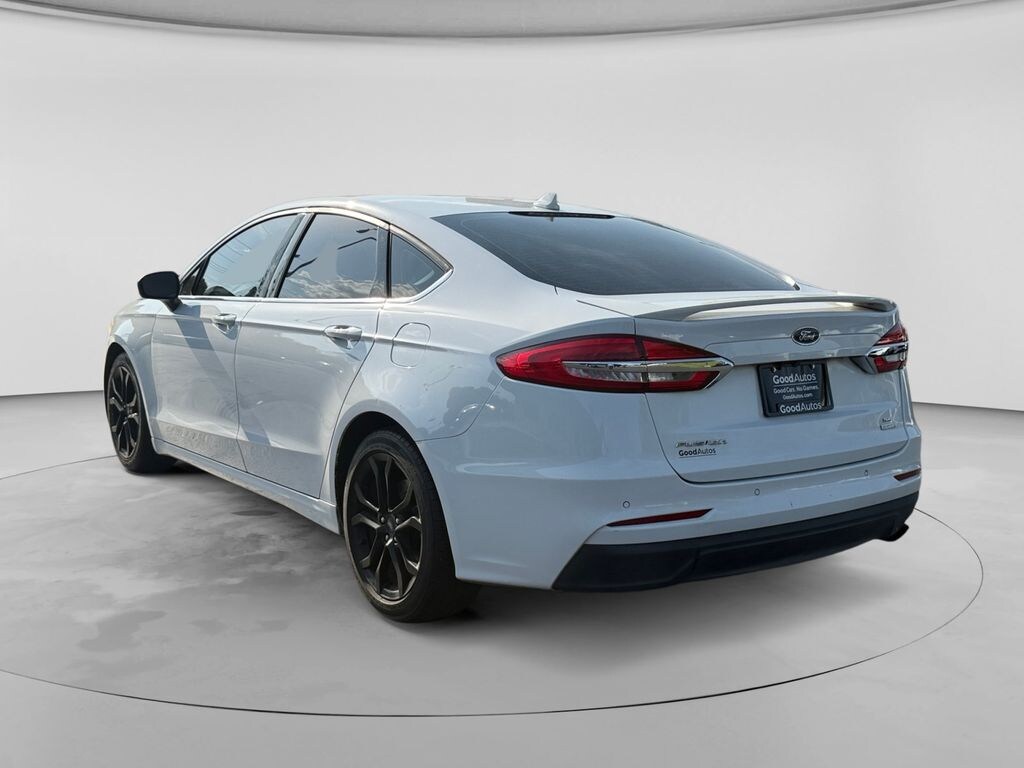 Used 2020 Ford Fusion SE Sedan