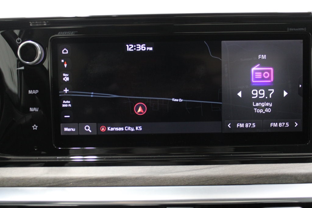 2022 Kia K5 EX - Photo 30