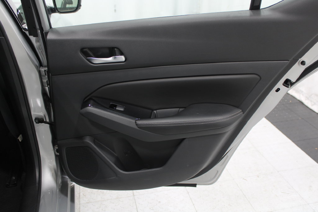 2023 Nissan Altima SL - Photo 18