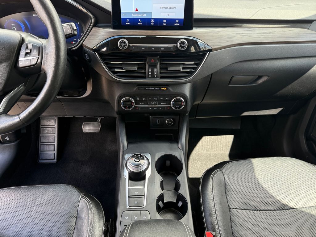 2020 Ford Escape Titanium - Photo 19