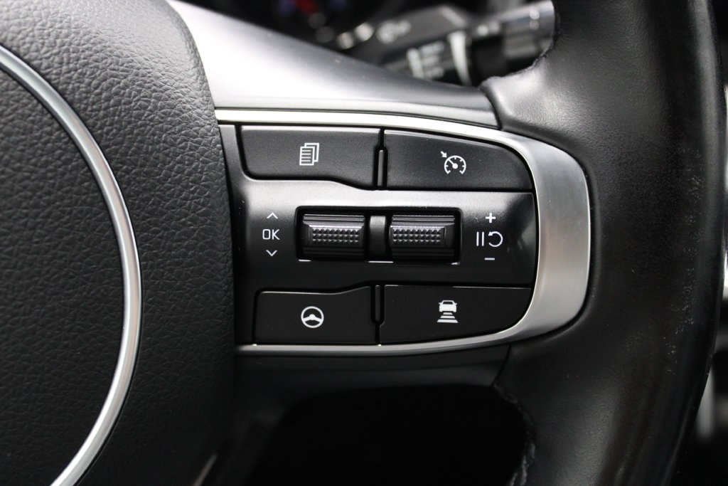 2022 Kia K5 EX - Photo 34