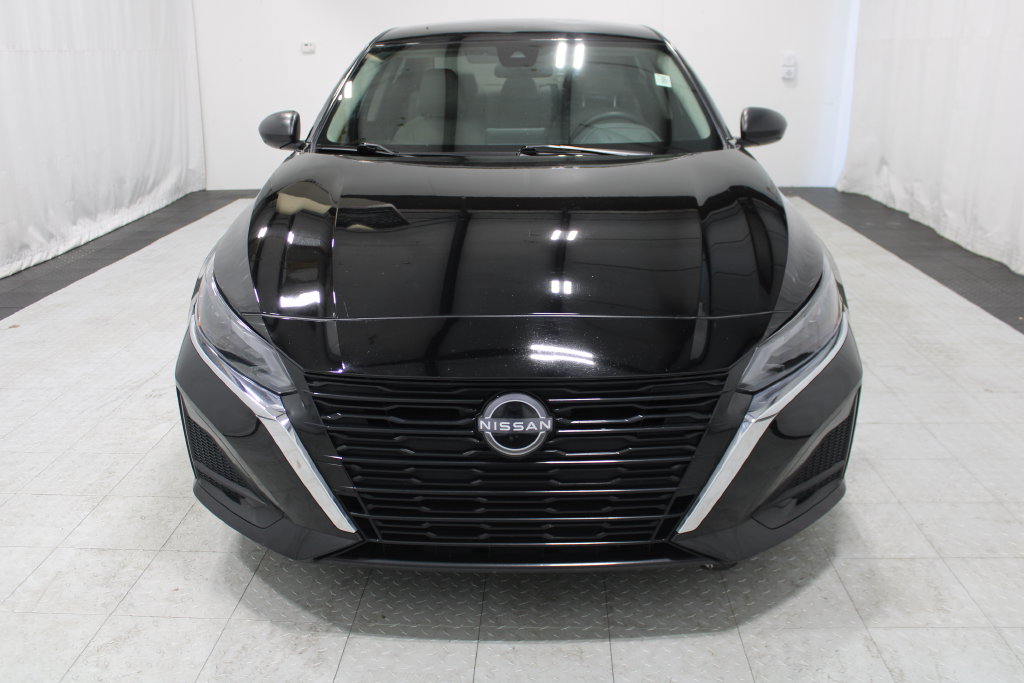 Used 2025 Nissan Altima 2.5 SV Sedan