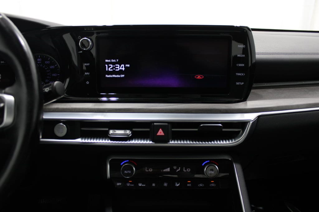 2022 Kia K5 EX - Photo 26