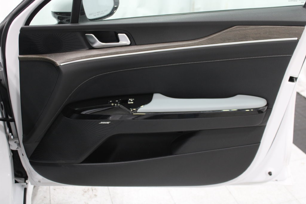2022 Kia K5 EX - Photo 20
