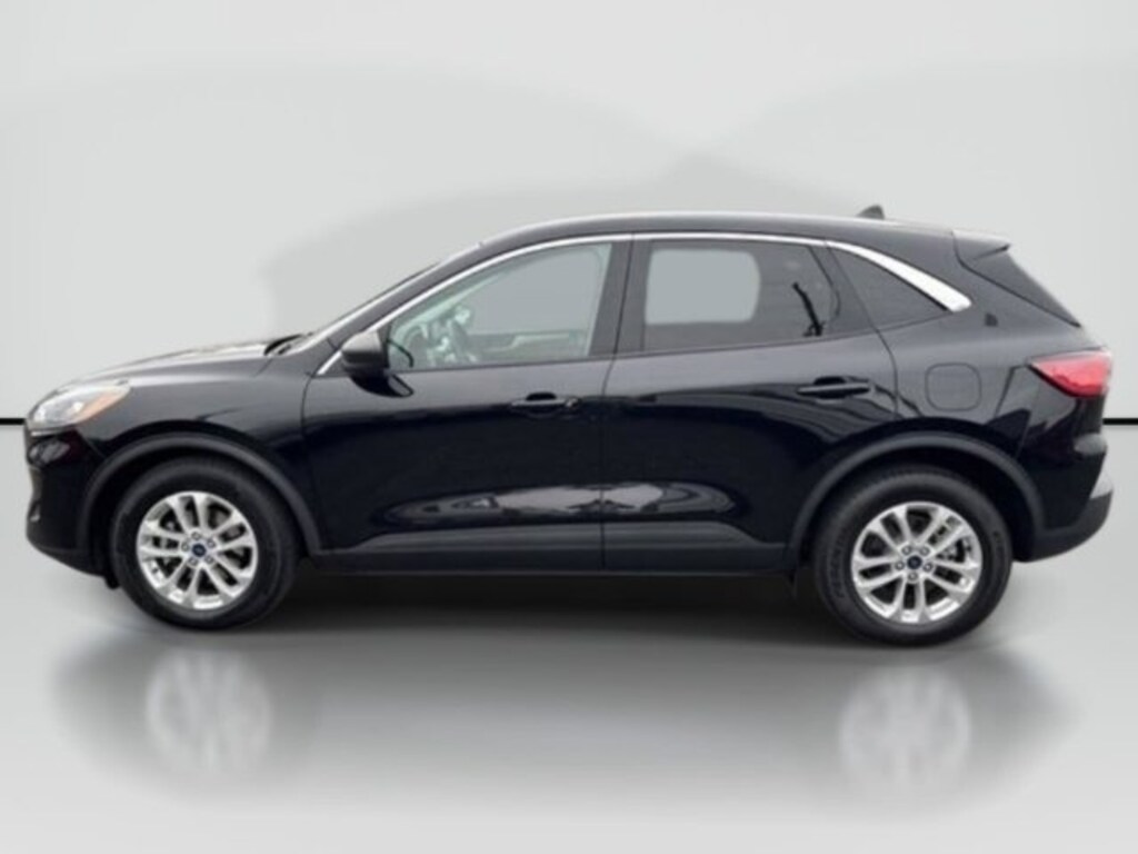 Used 2022 Ford Escape SE