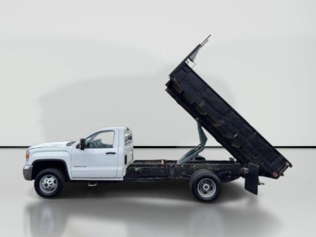 2018 GMC Sierra 3500 Chassis Cab Base - Photo 27