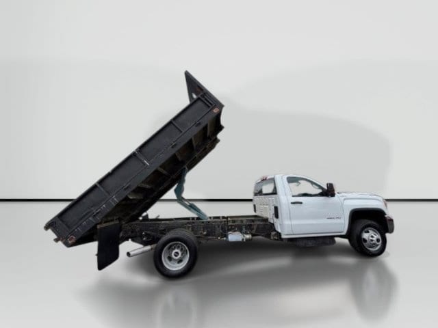 2018 GMC Sierra 3500 Chassis Cab Base - Photo 31
