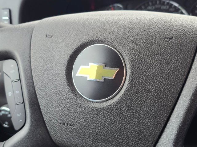 2025 Chevrolet Express Cargo 1WT - Photo 32