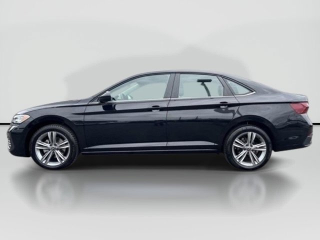 Used 2024 Volkswagen Jetta SE