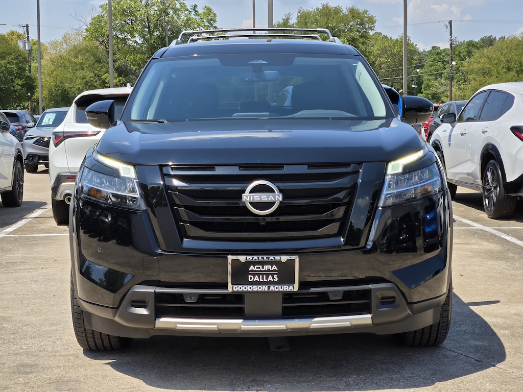 Used 2024 Nissan Pathfinder SL SUV
