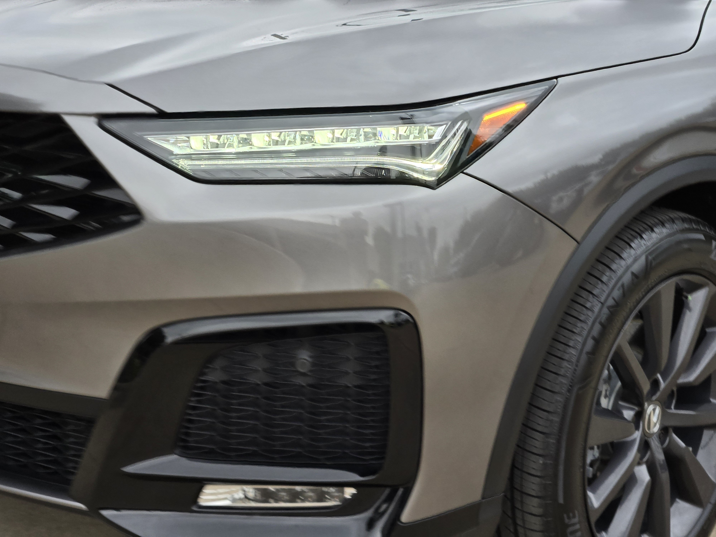 2026 Acura MDX A-Spec Package - Photo 9