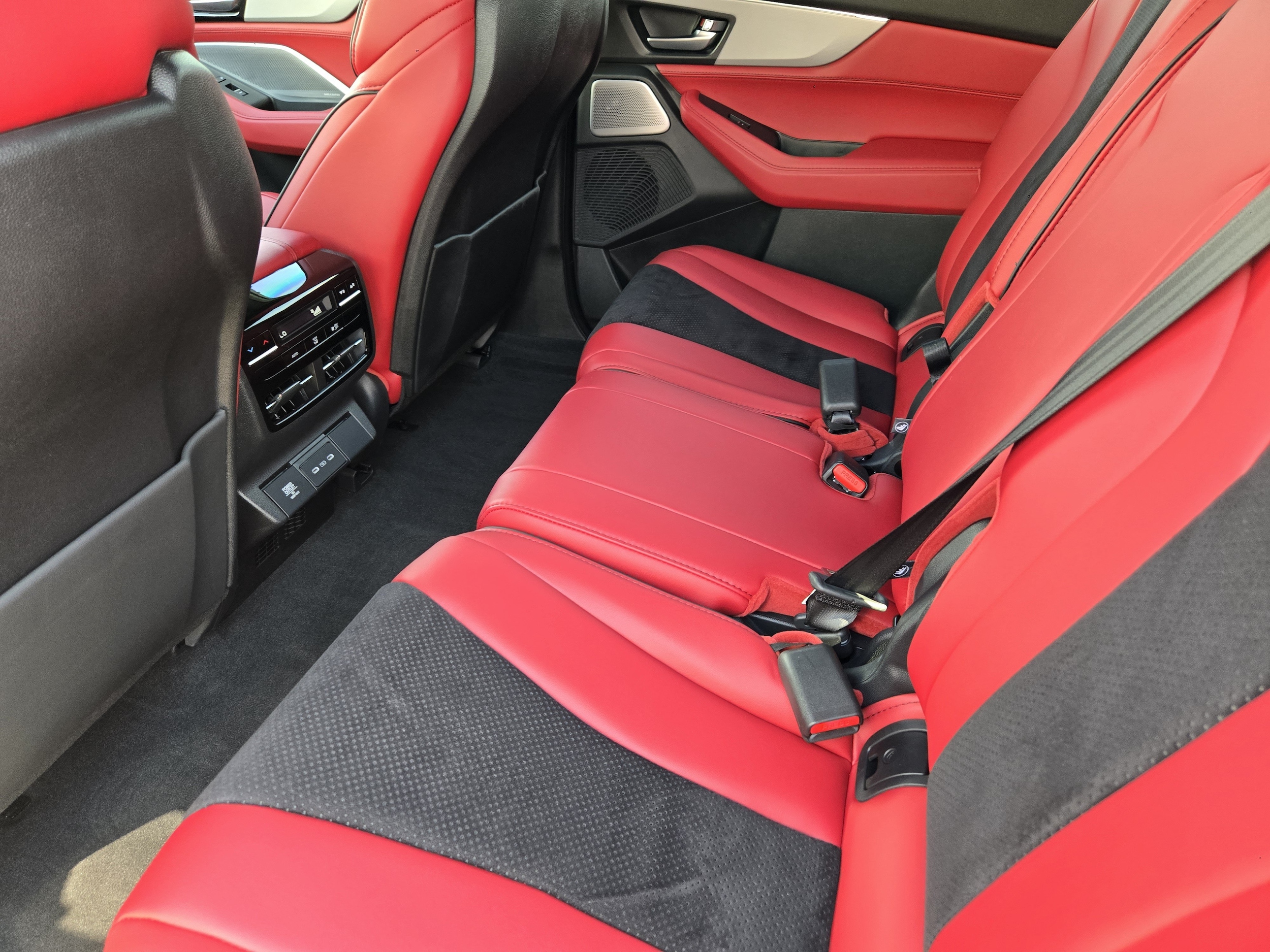 2026 Acura MDX A-Spec Package - Photo 32