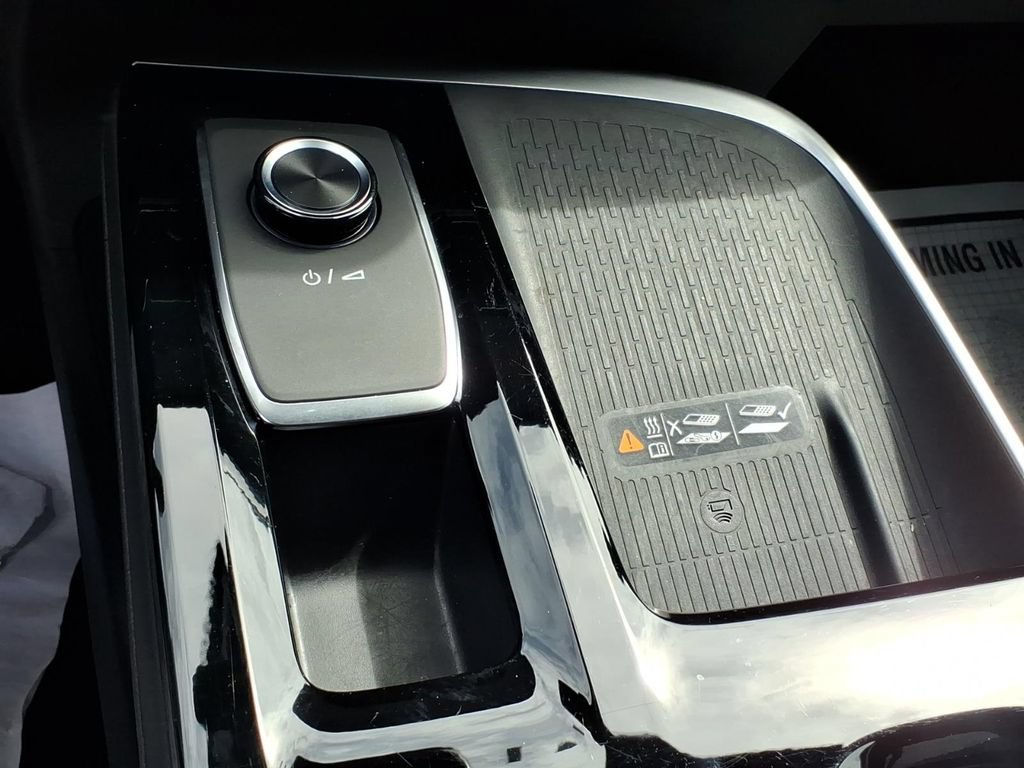 2025 Buick Enclave Preferred - Photo 20