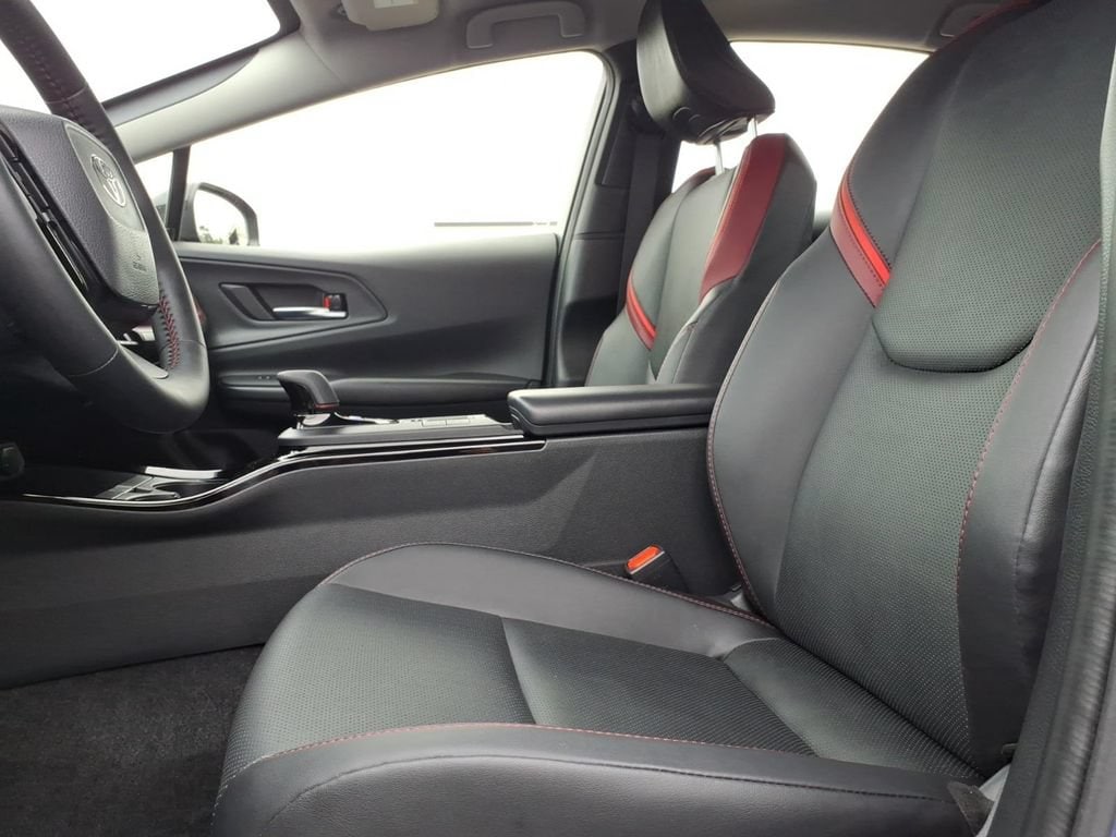 2024 Toyota Prius Prime XSE - Photo 14